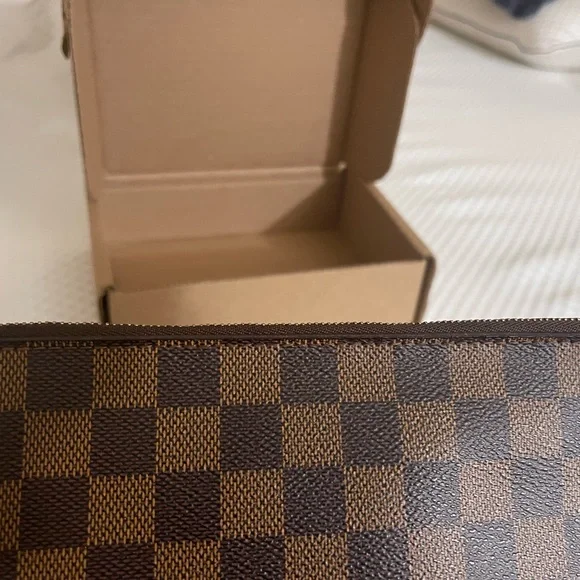 ❌❌❌SOLD❌❌❌Louis Vuitton Neverfull pouch - Picture 3 of 16